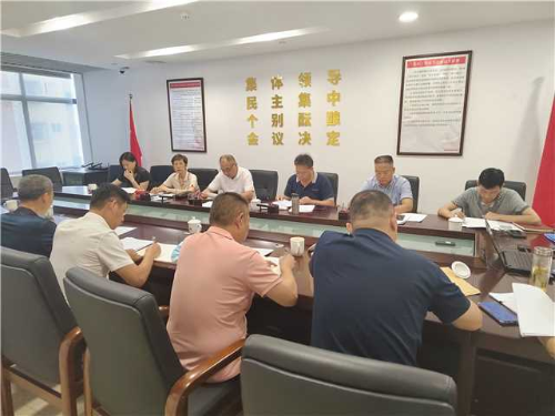 2022年7月27日威尼斯人平台区退役军人事务局开展党组理论学习中心组专题研讨.jpg