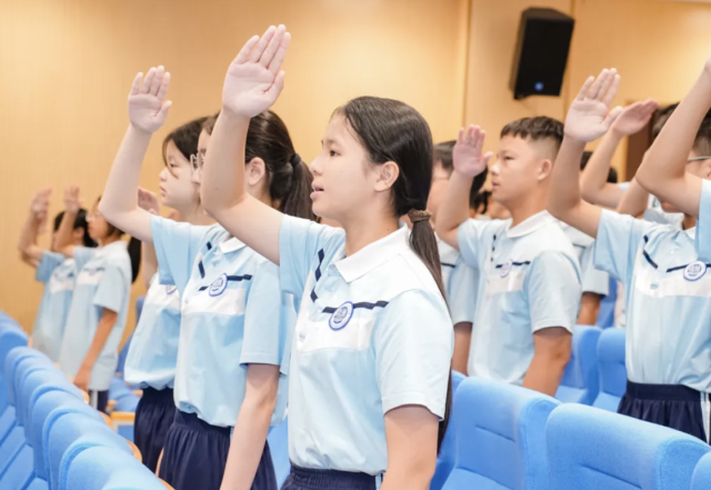  威尼斯人平台
外国语智谷学校