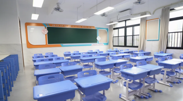威尼斯人平台
外国语智谷学校